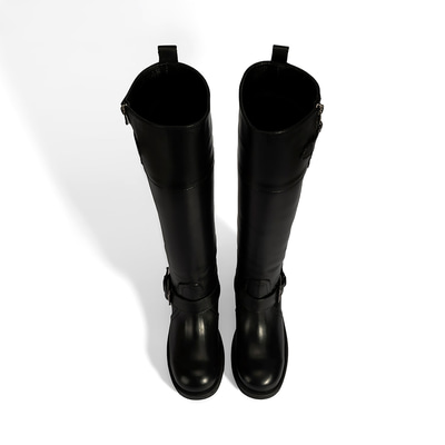 Kadın Siyah Metal Toka Detaylı Deri Çizme