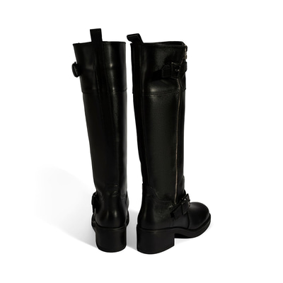 Kadın Siyah Metal Toka Detaylı Deri Çizme