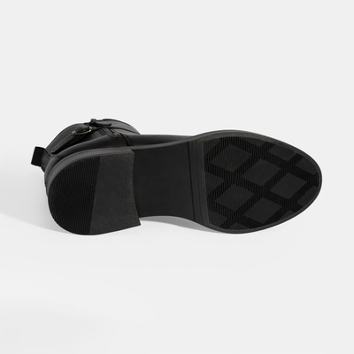 Kadın Siyah Metal Toka Detaylı Fermuarlı Deri Bot