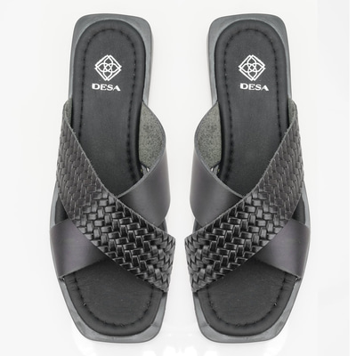 Kadın Siyah Örgü Baskılı Deri Terlik