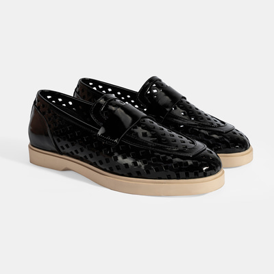 Kadın Siyah Perforeli Rugan Loafer