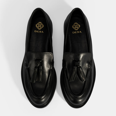 Kadın Siyah Püskül Detaylı Deri Loafer