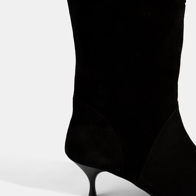 Kadın Siyah Süet Deri Çizme