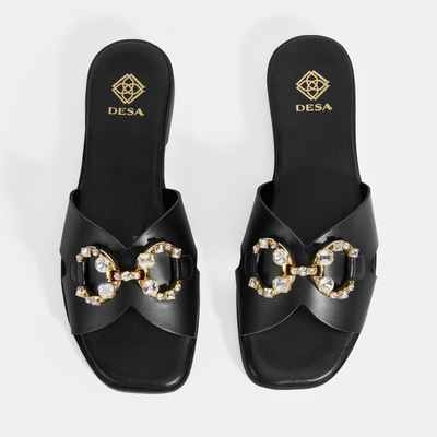 Kadın Siyah Taşlı Toka Aksesuarlı Deri Terlik