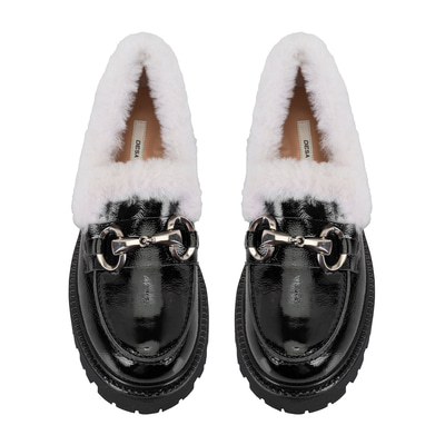 Kadın Siyah Toka Aksesuarlı Deri Loafer