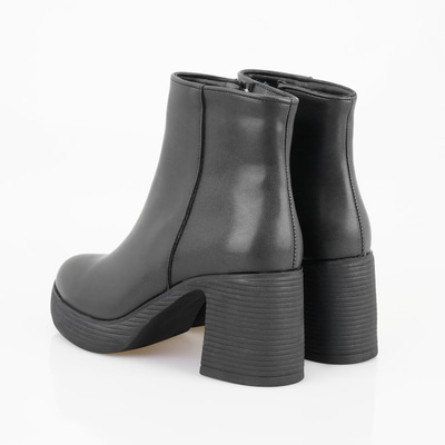 Kadın Siyah Topuklu Bot