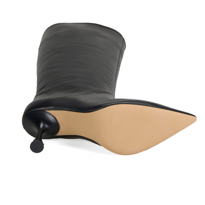 Kadın Siyah Topuklu Deri Çizme