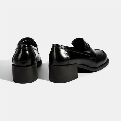 Kadın Siyah Topuklu Deri Loafer