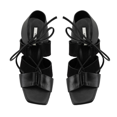 Kadın Siyah Topuklu Deri Sandalet