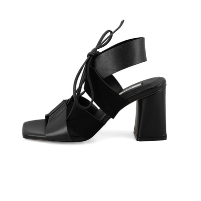 Kadın Siyah Topuklu Deri Sandalet