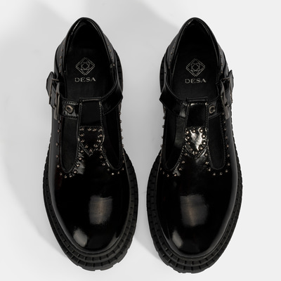 Kadın Siyah Zımba Detaylı T-Bant Rugan Ayakkabı