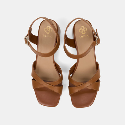 Kadın Taba Ayarlanabilir Metal Tokalı Deri Sandalet