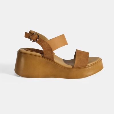 Kadın Taba Ayarlanabilir Tokalı Deri Detaylı Dolgu Topuklu Süet Sandalet