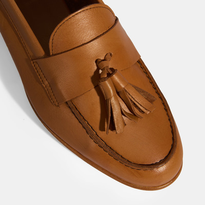 Kadın Taba Püskül Detaylı Slip-On Deri Loafer