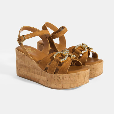 Kadın Taba Taşlı Toka Aksesuarlı Süet Dolgu Topuklu Sandalet