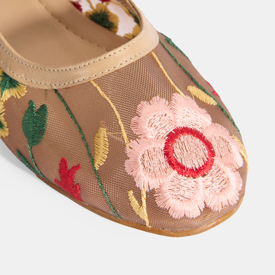 Kadın Ten Nakış İşleme Detaylı Fileli Babet