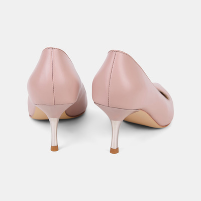 Kadın Ten Sivri Burunlu Metal Topuklu Deri Stiletto