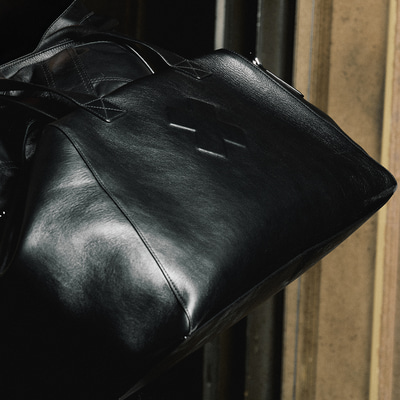 KeinxDesa Siyah Deri Seyahat Çantası