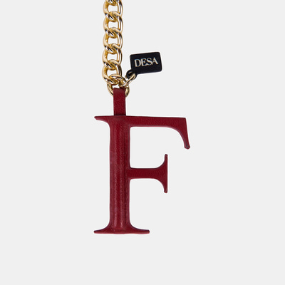Kırmızı F Harfi Gold Zincirli Deri Charm / Anahtarlık