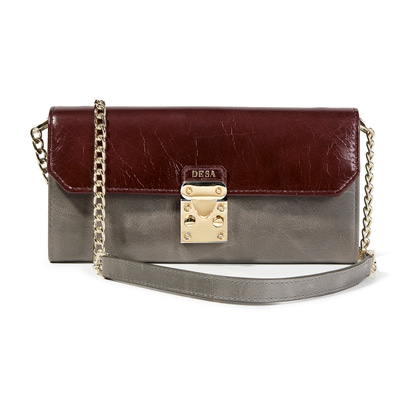 Kırmızı Kadın Zincir Detaylı Deri Cüzdan