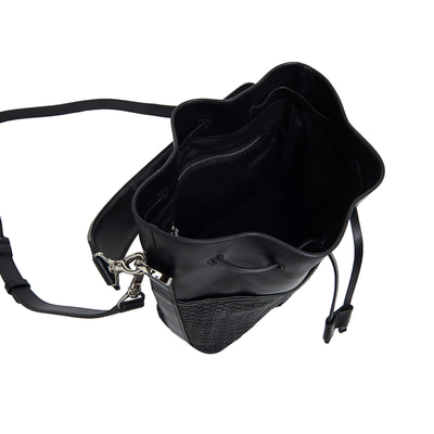 Lalla Kadın Örgülü Deri Omuz Askılı Çanta