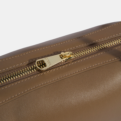 Limited Edition Kahve Kadın Yaprak Detaylı Deri Omuz Çantası