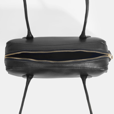 Limited Edition Siyah Kadın Yaprak Detaylı Deri Omuz Çantası