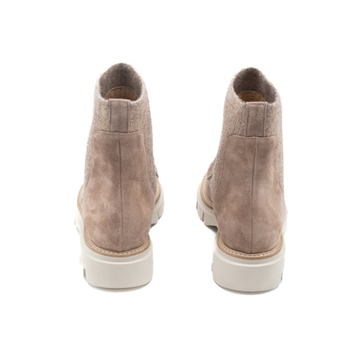 Luca Grossi Fulvia Bej Kadın Toka Detaylı Bot