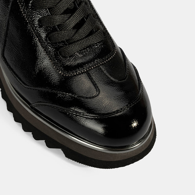 Luca Grossi Kadın Siyah Bağcıklı Rugan Spor Ayakkabı