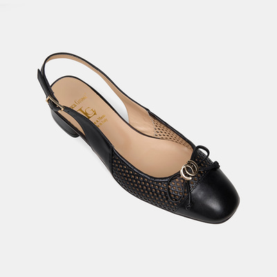 Luca Grossi Kadın Siyah Perforeli Kurdele Detaylı Deri Klasik Ayakkabı