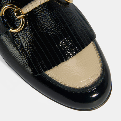 Luca Grossi Kadın Siyah Toka Aksesuarlı Püsküllü Rugan Loafer