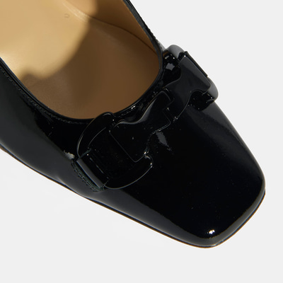 Luca Grossi Kadın Siyah Toka Aksesuarlı Rugan Babet