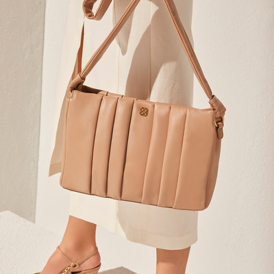 Lupin Bej Kadın Pilili  Deri Omuz Askılı Çanta