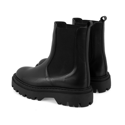 Melia Siyah Kadın Bot