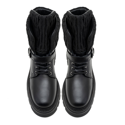 Sanda Siyah Kadın Kapitone Detaylı Deri Bot