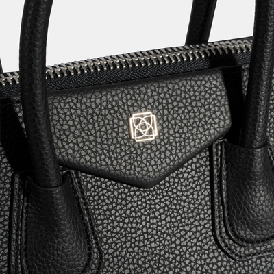 SHO-0107 AW25 KADIN OMUZ ÇANTASI