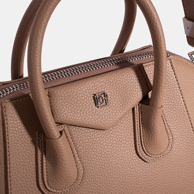 SHO-0107 AW25 KADIN OMUZ ÇANTASI