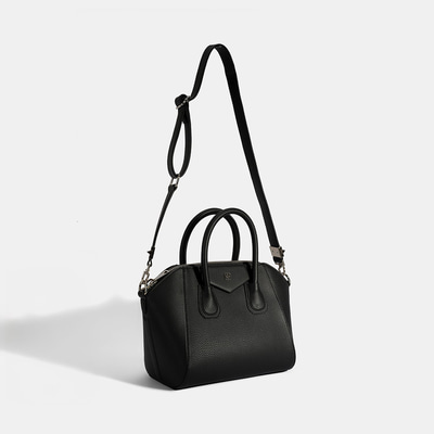 SHO-0107 AW25 KADIN OMUZ ÇANTASI