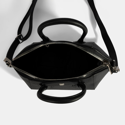 SHO-0107 AW25 KADIN OMUZ ÇANTASI