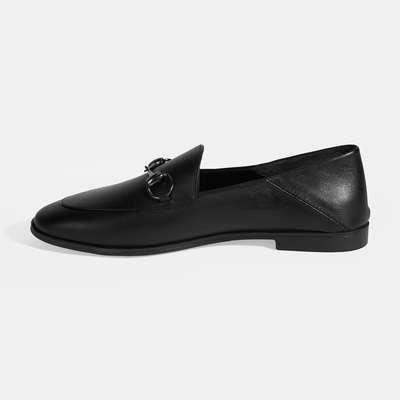 Siyah Kadın Toka Aksesuarlı Deri Loafer