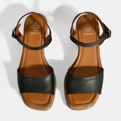 Siyah Kadın Toka Detaylı Deri Sandalet