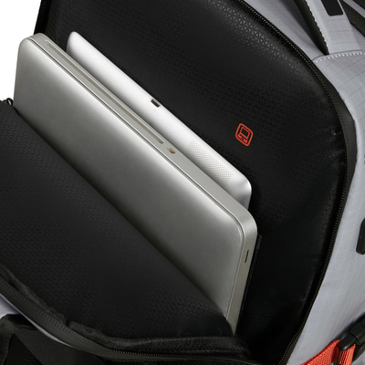 SKI1-015 BIZ2GO-BP 15.6 DAYTRIP ICED