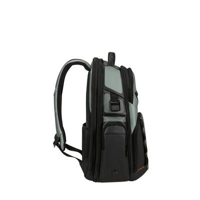 SKM2-026 PRO-DLX 6-BACKPACK 15.6 3V EXP