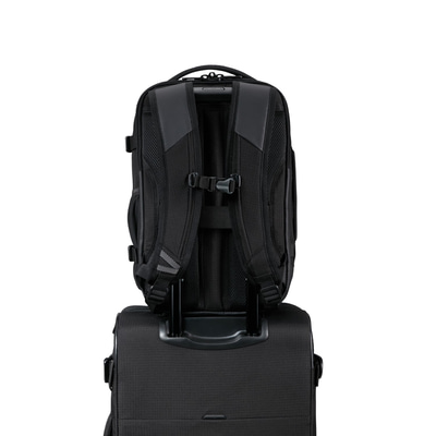 SKQ9-008 ROADSEEKER-TRAVEL BACKPACK XS