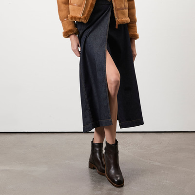 Vesla Metal Aksesuarlı Kahve Kadın Deri Bot