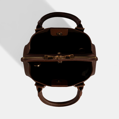 YNK-0005 AW25 KADIN OMUZ ÇANTASI