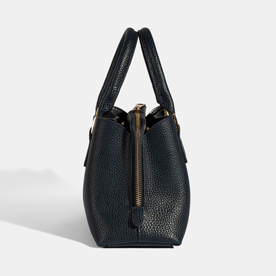 YNK-0005 AW25 KADIN OMUZ ÇANTASI