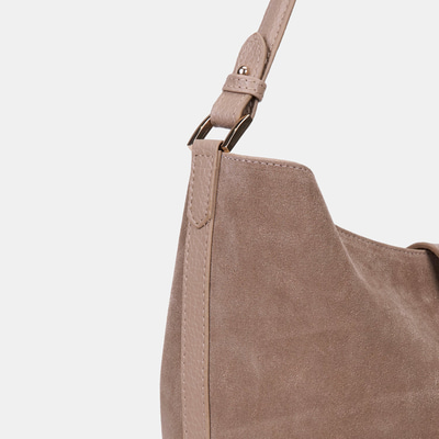 YNK-0008 SS26 KADIN OMUZ ÇANTASI