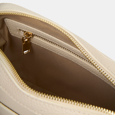 YNK-0014 SS26 KADIN POSTACI ÇANTA