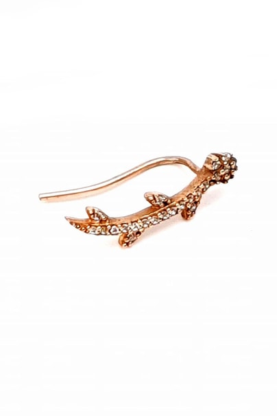 Pırlanta ışıltısında zirkon taşlı gümüş rose tek earcuff küpe